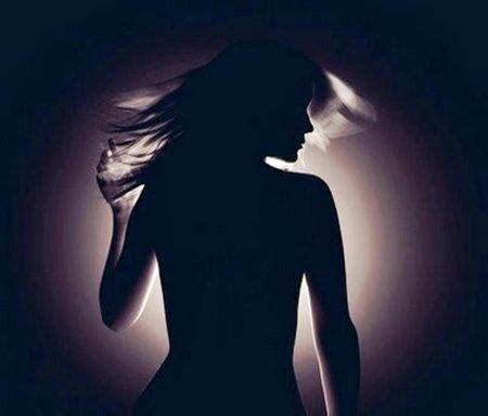 Силуэт девушек