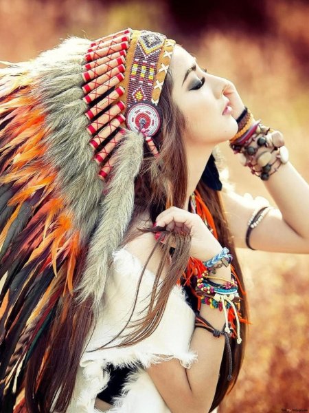 Красивые индейские девушки