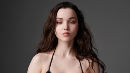 Дове кэмерон