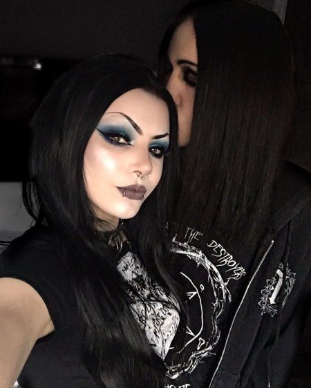 Готический макияж