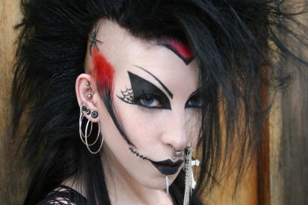 Макияж неформалки