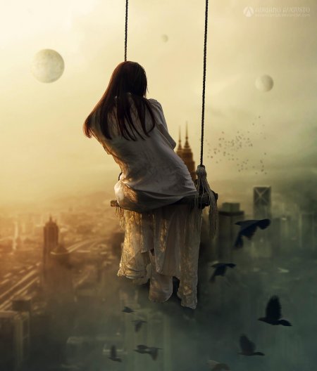 Девушка на качели