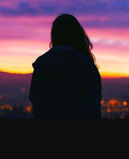 Девушка со спины