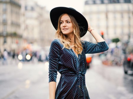 Образ в шляпе для фотосессии