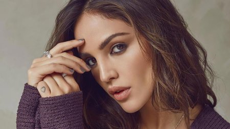 Эйса гонсалес