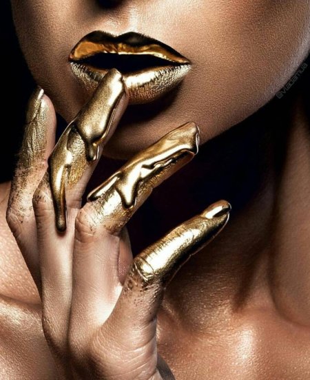 Золотые губы