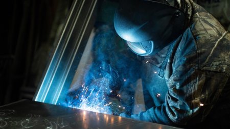 Работа сварщик