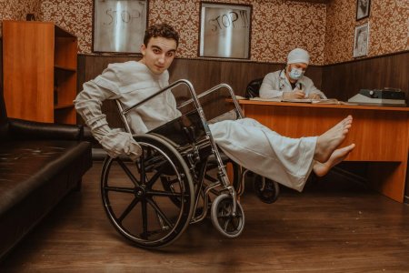 Побег из психушки