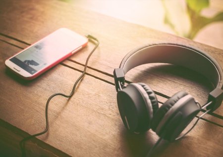 Наушники подкаст