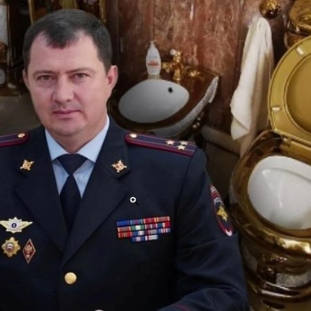Золотые унитазы ставрополь начальник гибдд