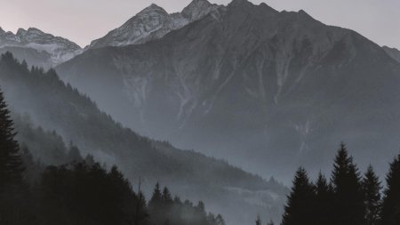 Горы в тумане