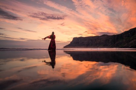 Элизабет гэдд