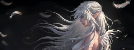 Девушка с белыми волосами