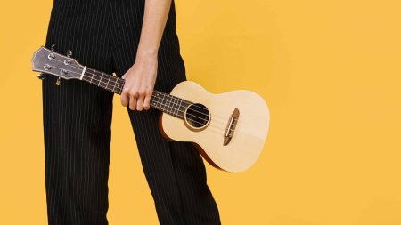 Укулеле гитара