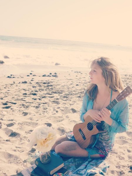 Гитара у моря