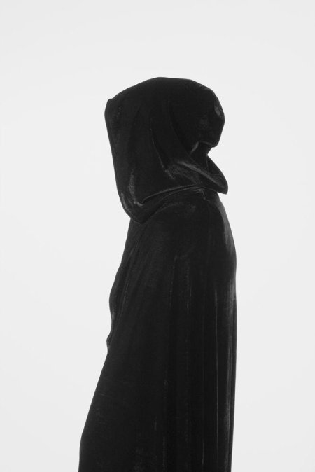 Накидка с капюшоном