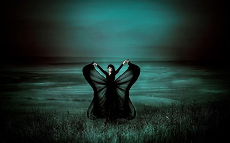 Платье на ветру