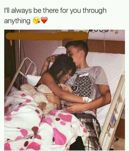 Парень и девушка в больнице