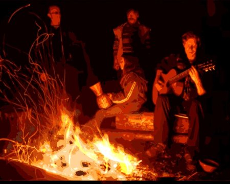 Посиделки у костра с гитарой