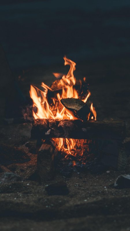 Костер огонь