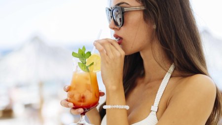 Коктейли красивые