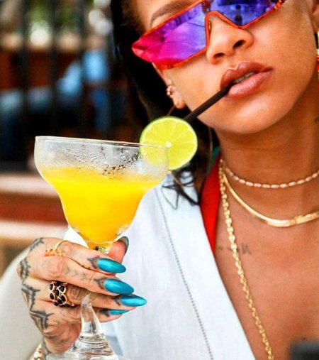 Коктейли красивые