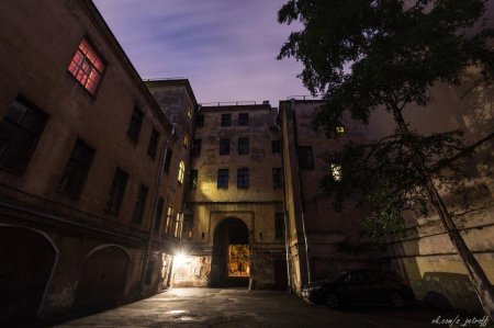 Васильевский остров дворы подворотни