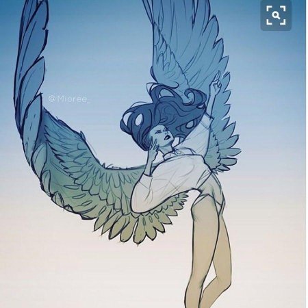 Девушка с крыльями