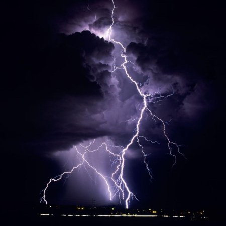 Гроза молнии