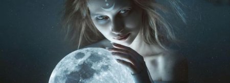 Девушка луна