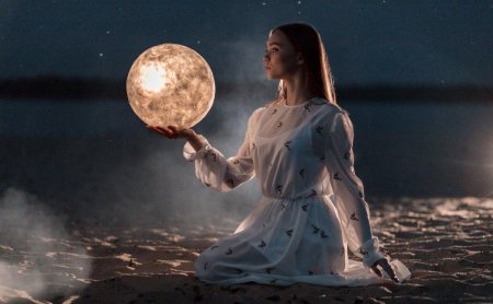 Анастасия сотникова луна