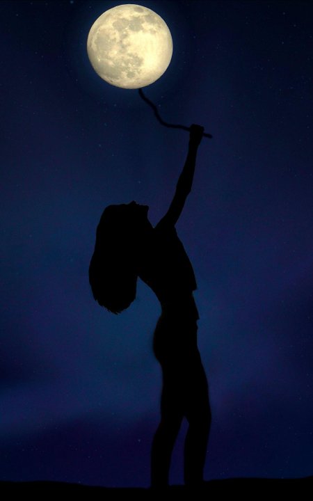 Девушка луна