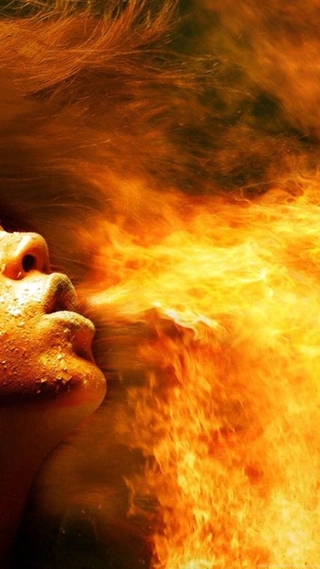 Огненная девушка