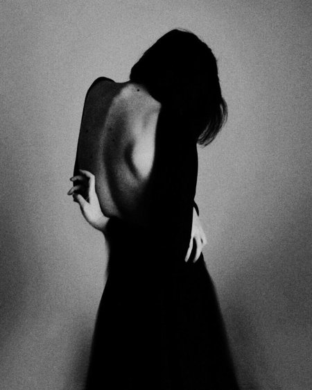 Девушка со спины