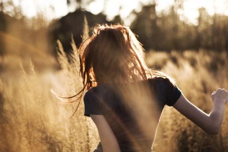 Женщина со спины