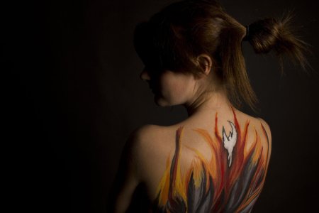 Тату на спине для девушек