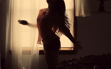 Девушка со спины