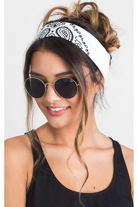 Прическа с банданой