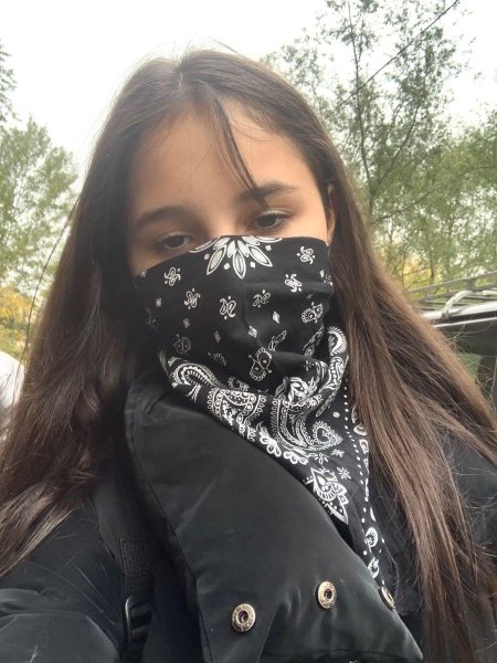 Красива девочка