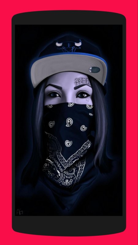 Девушка в бандане