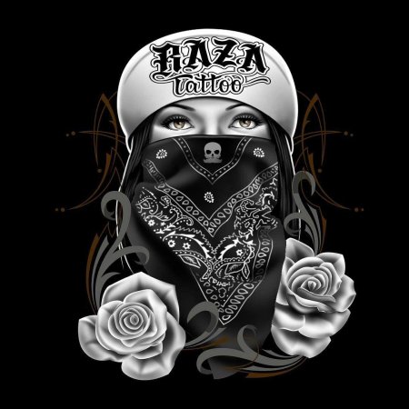 Девушка в бандане