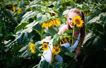 Девушка подсолнух