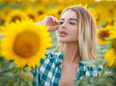 Девушка подсолнух