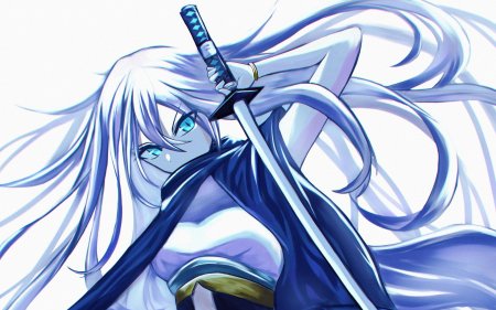 Девушка ниндзя в белом