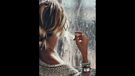 Девушка грусть