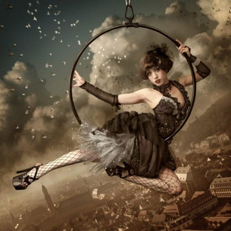 Девушка в цирке