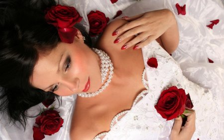 Девушка с розами