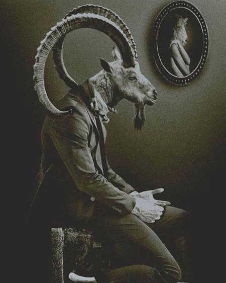Человек с головой козла