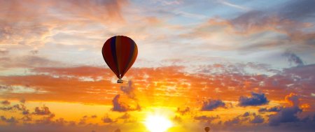 Воздушные шары на закате