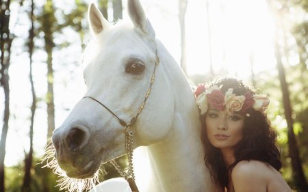 Девушка с лошадью